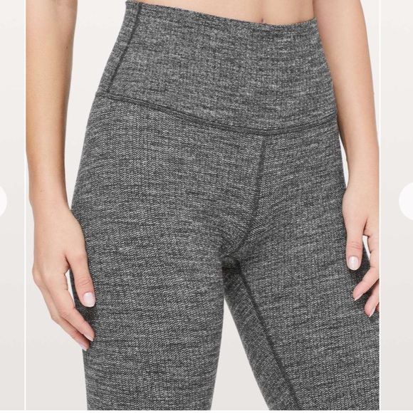 LULULEMON WUNDER UNDER HEATHER GREY KNIT SIZE 2 LEGGINGS - Picture 4 of 7